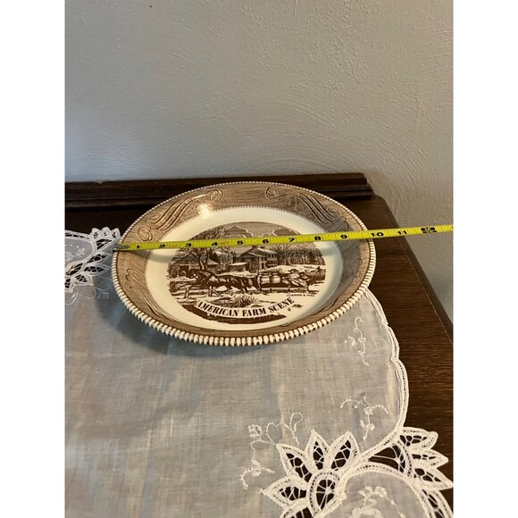 Royal China Jeanette Currier and Ives Pie Plate - Picture 3 of 4